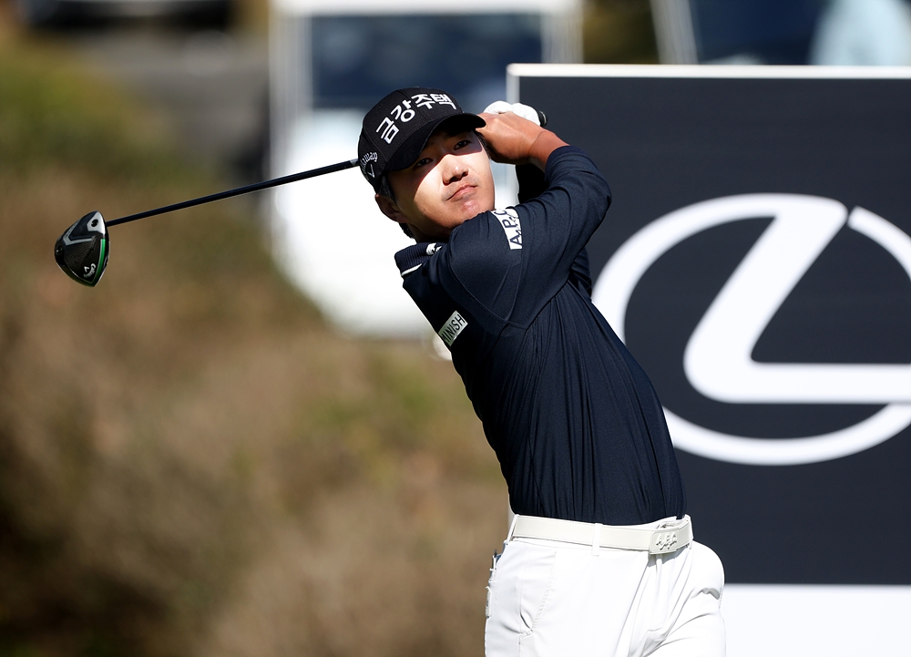 옥태훈, KPGA 투어 2025시즌 제네시스 대상 수상