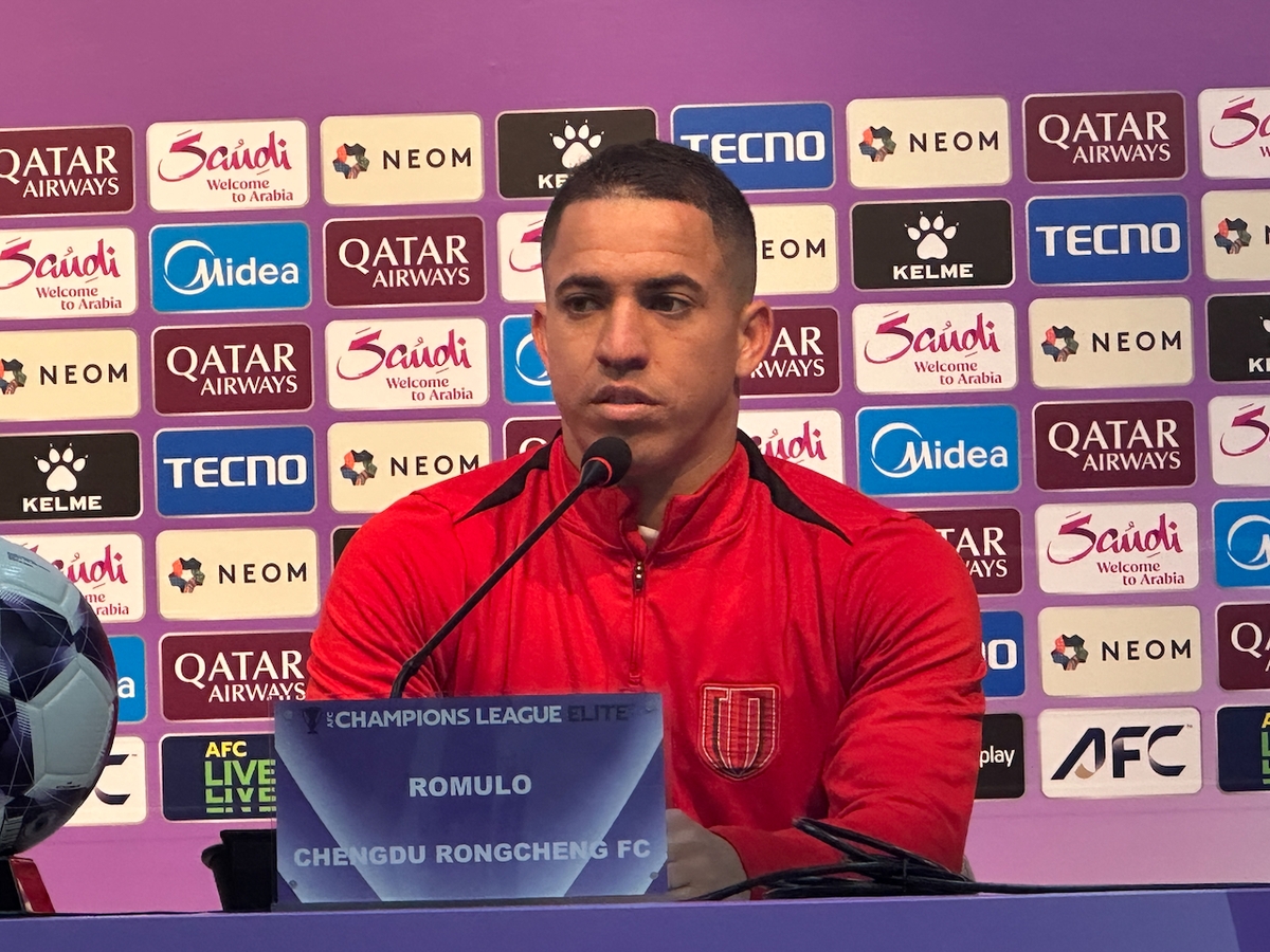 청두 유니폼 입고 돌아온 '부산 사나이' 호물로 불고기 그리워