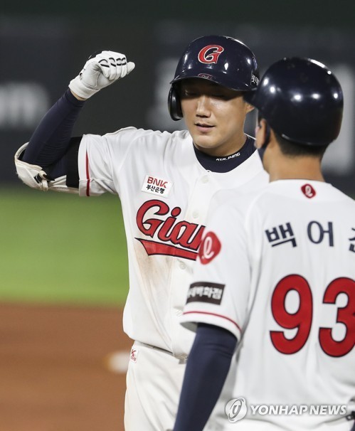 롯데에서 뛸 당시의 추재현