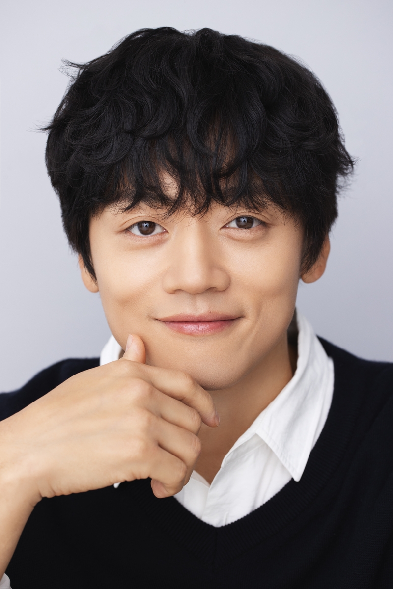 조복래 웃음으로 치유하는 코미디…'정보원'이 활기 더하길