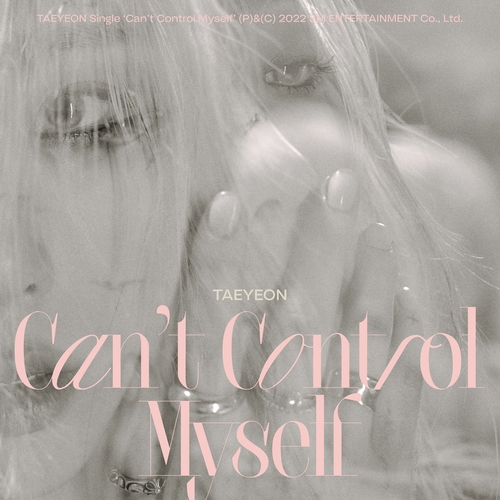 La imagen, proporcionada por SM Entertainment, muestra un póster promocional de la canción "Can't Control Myself" de Taeyeon, la cual será lanzada el 17 de enero de 2022. (Prohibida su reventa y archivo)