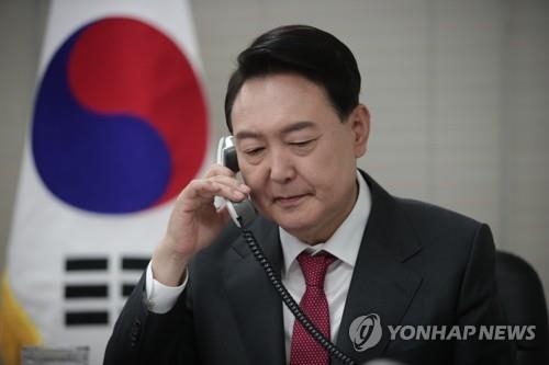 La foto, proporcionada por el Partido del Poder del Pueblo, muestra al presidente electo, Yoon Suk-yeol. (Prohibida su reventa y archivo)