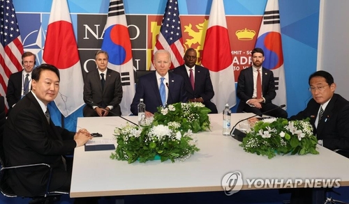  Yoon destaca la importancia de la cooperación entre Seúl, Washington y Tokio ante las amenazas norcoreanas