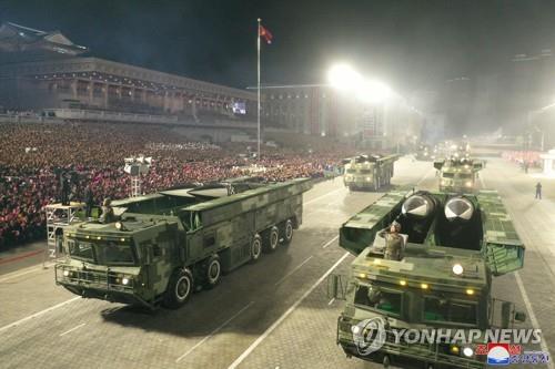 Corea del Sur observa de cerca las actividades 'intensificadas' de Corea del Norte para su desfile militar