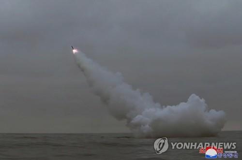 (2ª AMPLIACIÓN) JCS: Corea del Norte lanza dos misiles balísticos de corto alcance hacia el mar del Este