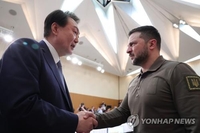 La oficina presidencial niega el informe mediático japonés sobre una posible visita de Yoon a Ucrania