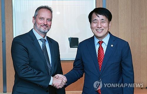 Corea del Sur y Airbus discuten proyectos conjuntos para cazas y tecnologías avanzadas