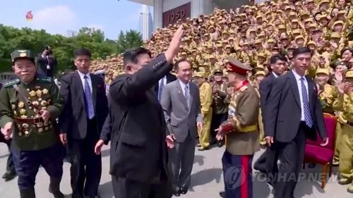 كوريا الشمالية تكثف الحماية الشخصية لكيم جونغ-أون، هل تأثرا باغتيال آبي؟ - 2