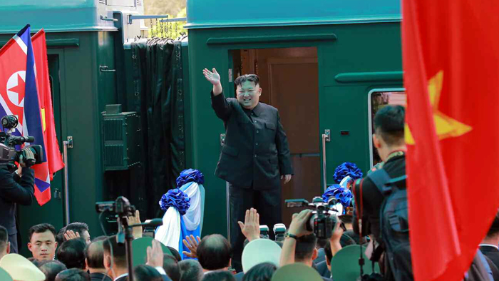 El líder norcoreano pasa a través de China en tren