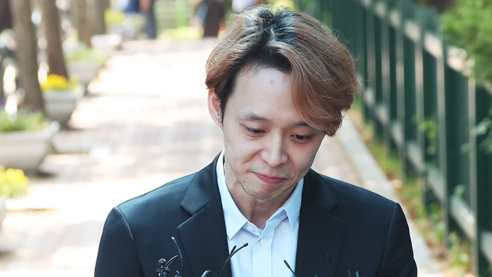 El cantante y actor Park Yoo-chun recibe una sentencia suspendida por abuso de drogas