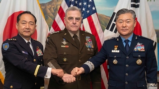 韓米日制服組トップが１年ぶり会談　緊密な連携を確認（３月３１日）