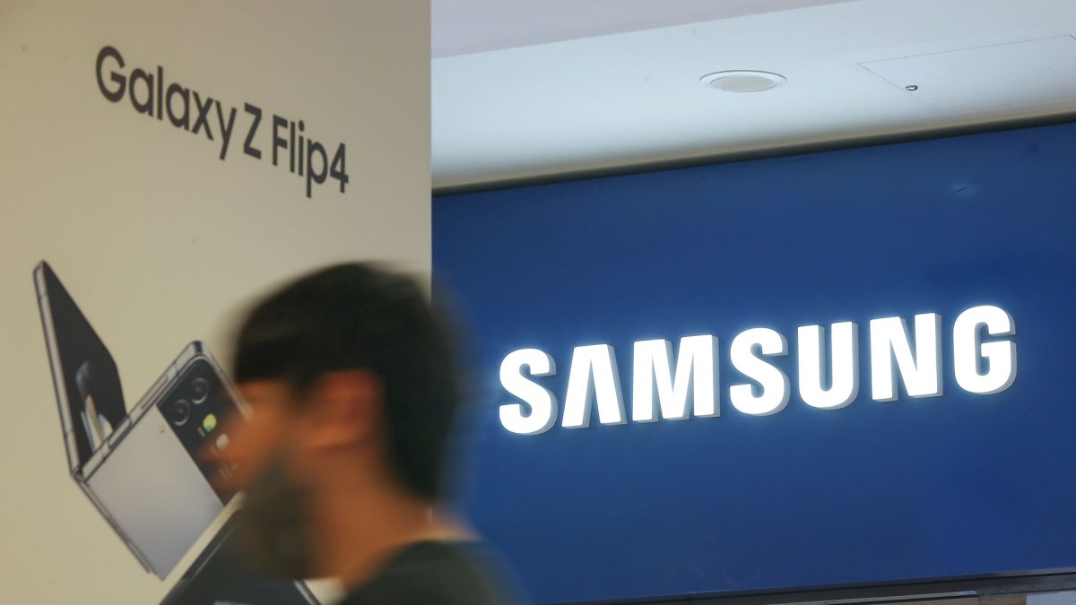 Las ganancias de Samsung se hunden en el 3er. trimestre por la débil demanda de chips