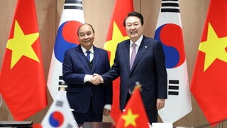 Yoon et le président vietnamien conviennent d'établir un partenariat global et stratégique