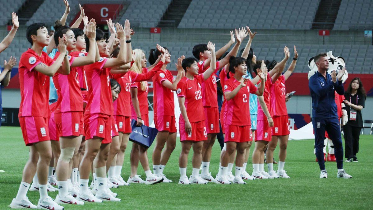 여자축구, 아이티에 역전승…지소연·장슬기 득점포