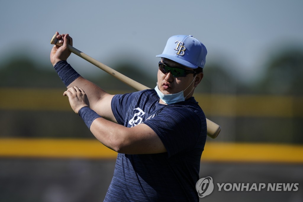 최지 만, “추신수 선배의 길은 내 길… 나중에 한국으로 돌아갈 게”