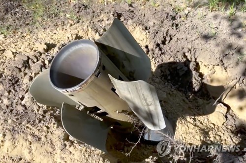 자포리자 원전 주변에 추락한 로켓탄 파편