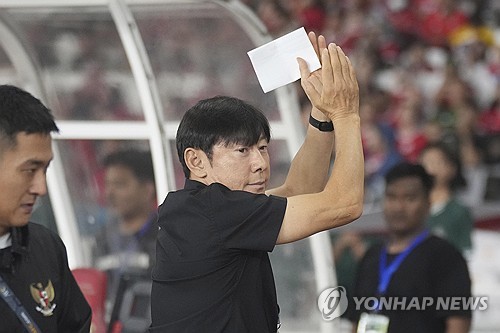 북중미 월드컵 2차 예선 마무리…희비 엇갈린 한국인 사령탑