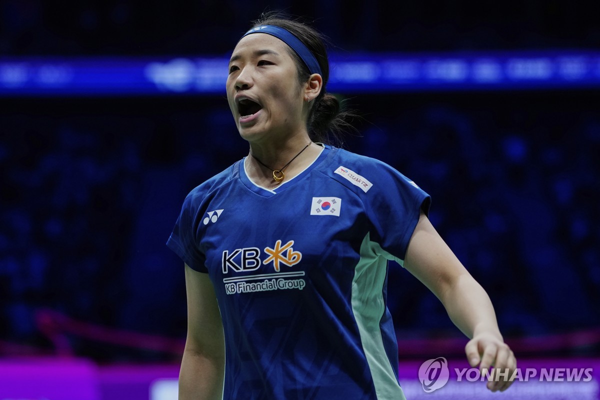 안세영 5연속 2-0 완승…수디르만컵 결승서 중국 왕즈이 제압