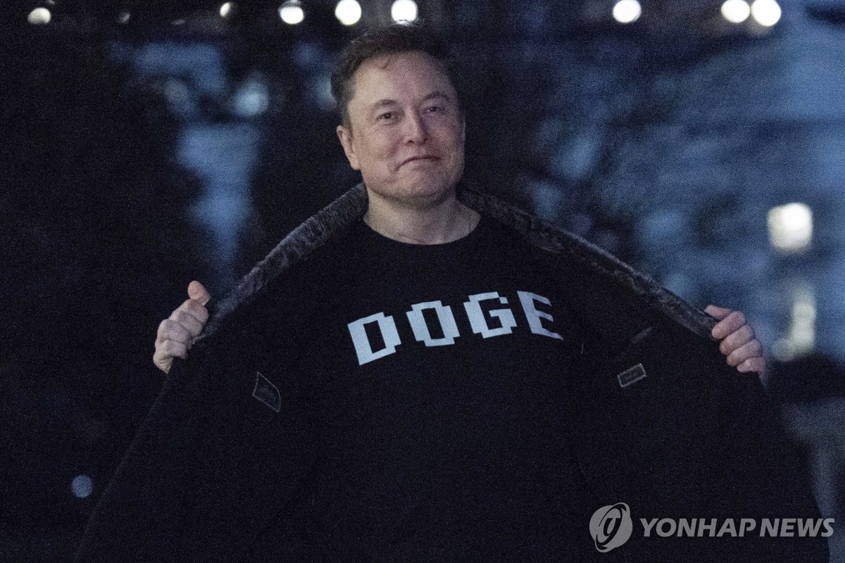 머스크 떠나자 찬밥 신세?…"DOGE, 정부 지원금 승…