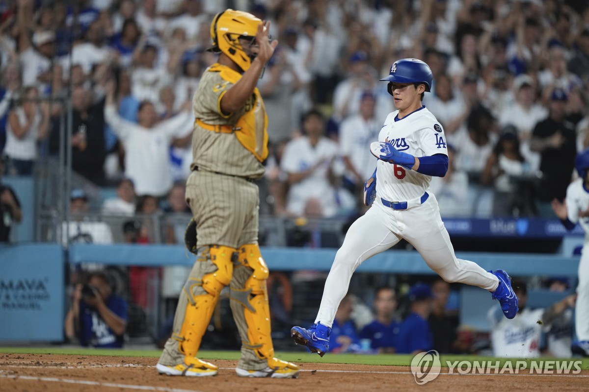 다저스 김혜성, 시즌 4번째 2루타 치고 득점도(종합)