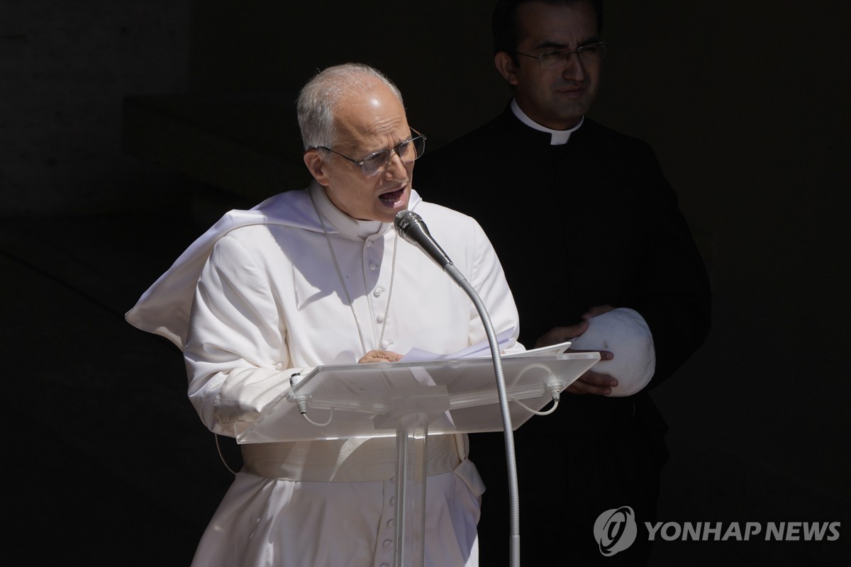 교황, 가자 성당 폭격에 "야만적인 전쟁 즉각 중단하라…