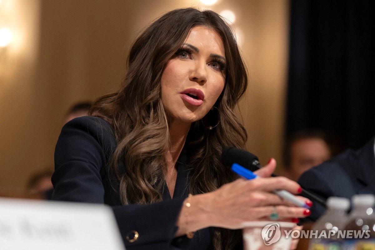 U.S. lawmaker urges Noem to review case of self-deported veteran of Korean descent