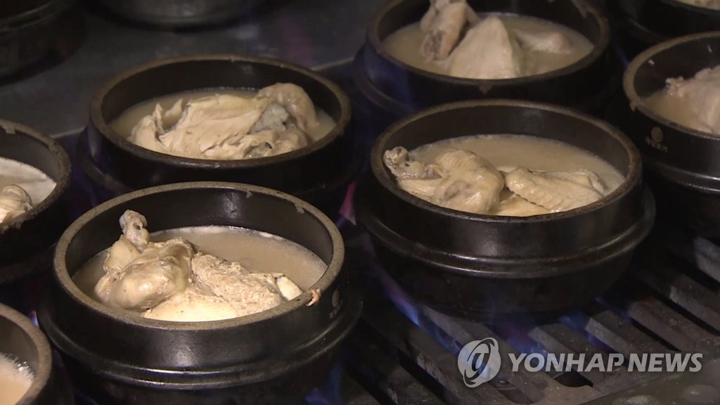 곧 초복인데…보양식 닭·오리고기 작년보다 비싸다