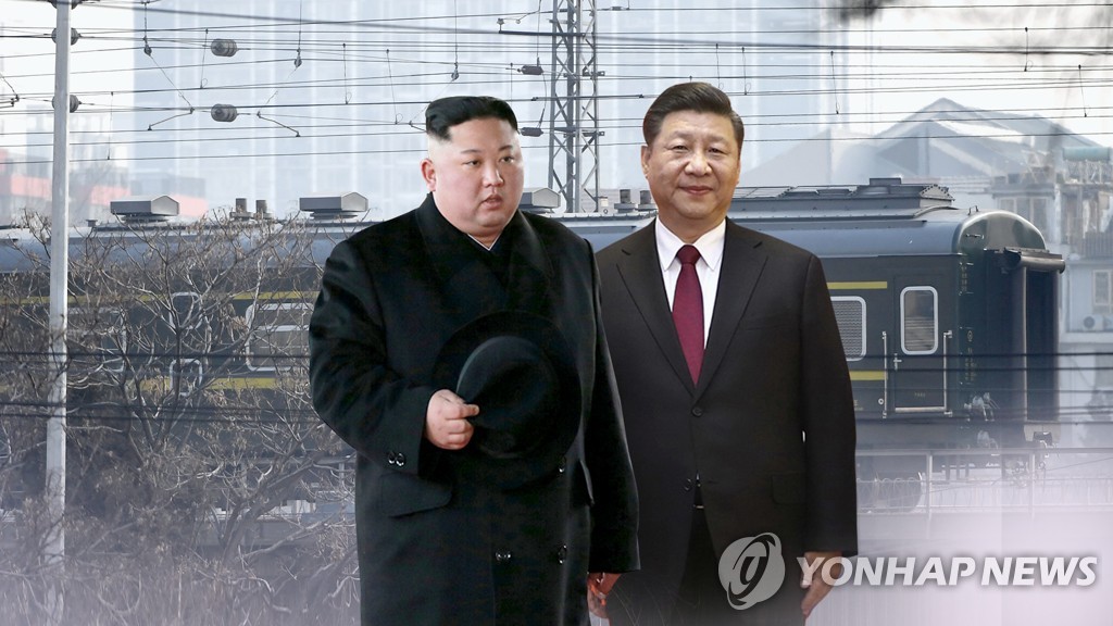North Korean leader Kim Jong-un (L) and Chinese President Xi Jinping (Yonhap) 