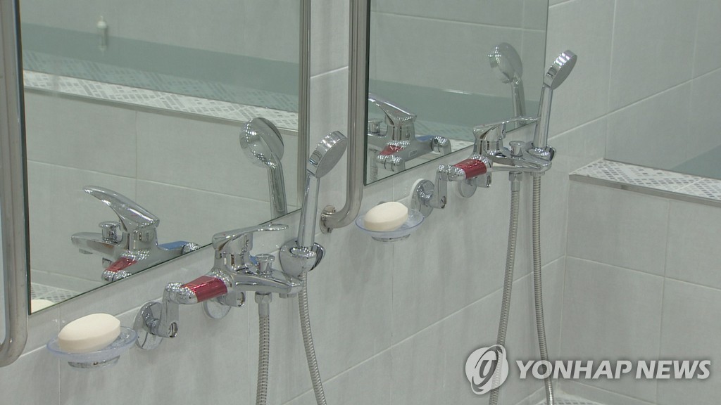 「混浴ダメ」５歳→４歳　制限年齢引き下げ＝韓国当局