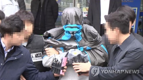 "이희진 부모살해 피의자, 작년4월 주식투자 피해자 만나"