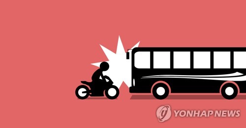 제주서 오토바이 몰던 20대, 버스와 부딪쳐 숨져