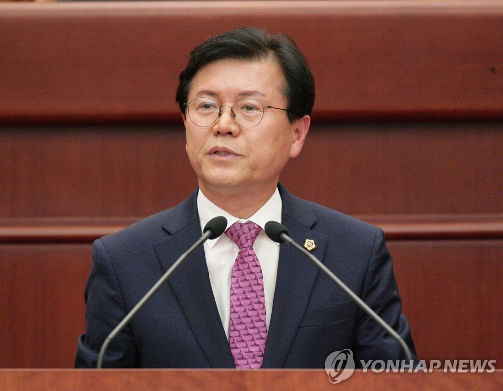 민주당, '30억대 사업 강요 의혹' 박용근 전북도의원…