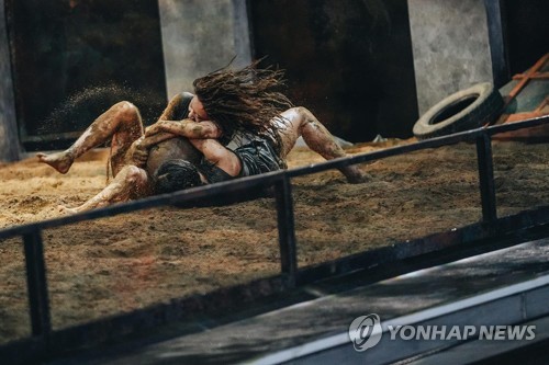 "'오징어 게임' 실사 보는 줄"…'피지컬: 100' 해외반응 '후끈'