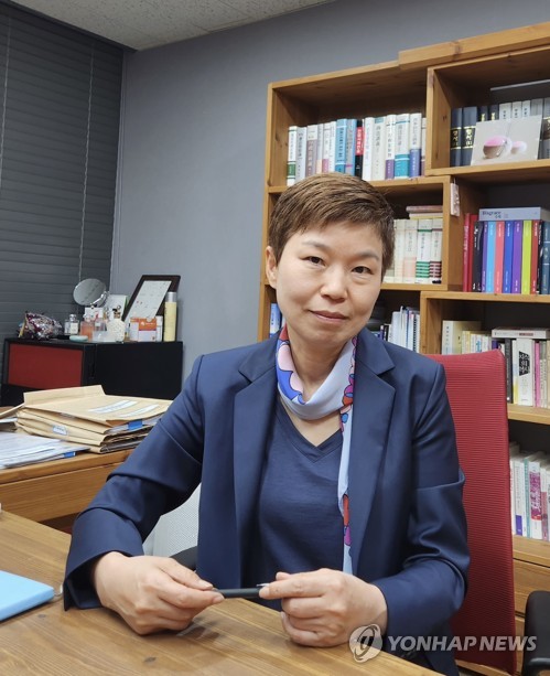 [삶] 김재련 "박원순사건 피해자 맘껏 공격 신호보낸 것은 정치인들"