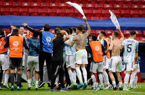 아르헨, 승부차기서 콜롬비아 제압…브라질과 코파 결승서 격돌