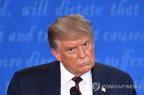 "트럼프, 작년 바이든과 첫 대선토론 사흘 전에도 코로나 양성"