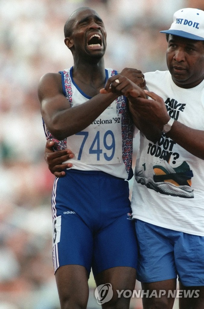 1992년 바르셀로나 올림픽에서 함께 결승선을 통과한 '레드먼드 부자'