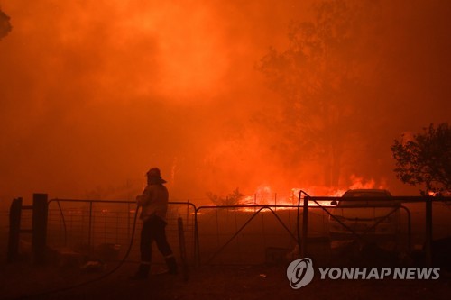 화마 덮친 호주…재난급 산불로 인명·재산 피해 속출