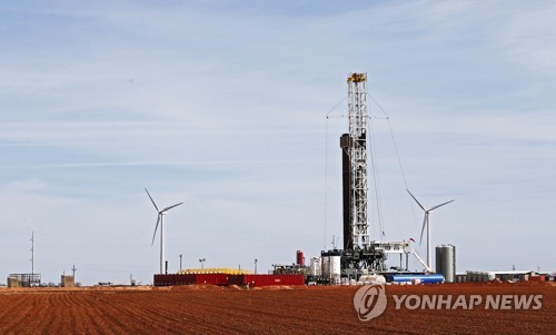캐나다 산불·지정학 불안에 이틀째 상승…WTI 1.4%↑