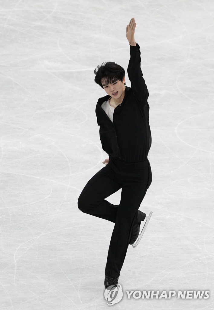 In this EPA photo, Cha Jun-hwan of South Korea performs during the men's short program at the International Skating Union World Figure Skating Championships at Saitama Super Arena in Saitama, Japan, on March 23, 2023. (Yonhap)