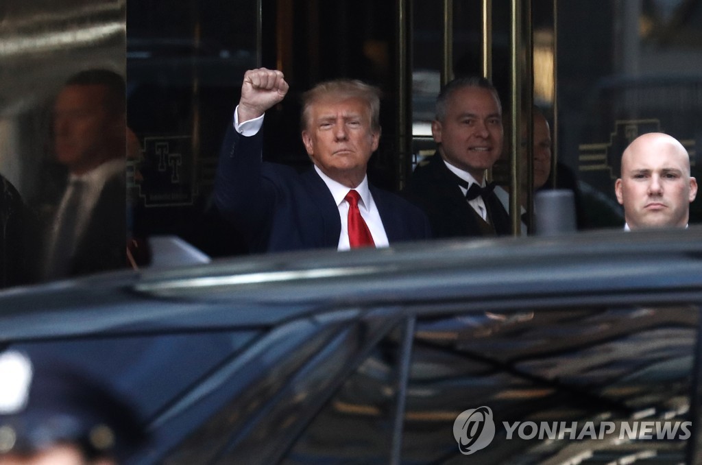 학원 화장실 몰카 제대로 성공~ - 한국야동