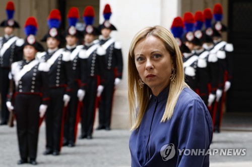 멜로니 伊총리 "은행 '횡재세', 책임은 내게…또 할 것"