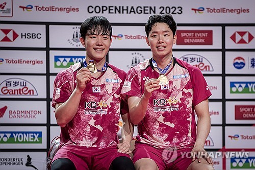 Corea del Sur gana el oro en dobles masculino y obtiene un récord de títulos en el campeonato mundial de bádminton