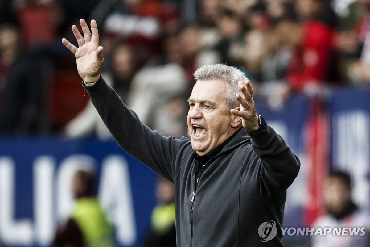 아기레 감독, 멕시코 축구대표팀 지휘봉…'통산 3번째'