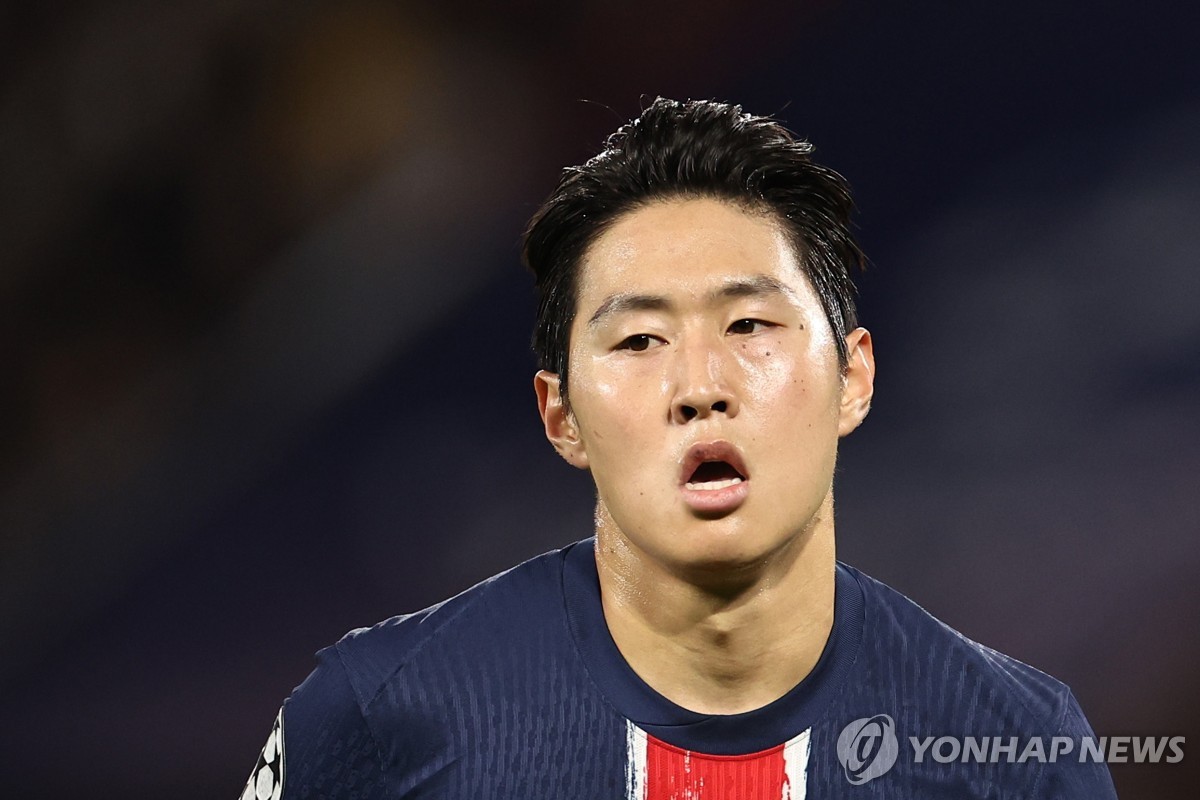 프랑스 스포츠 매체 PSG, 이강인 영입 제안에 열려 있어