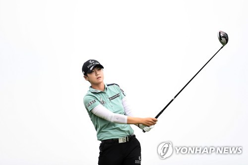 S. Korean star costs herself on greens in LPGA major title defense