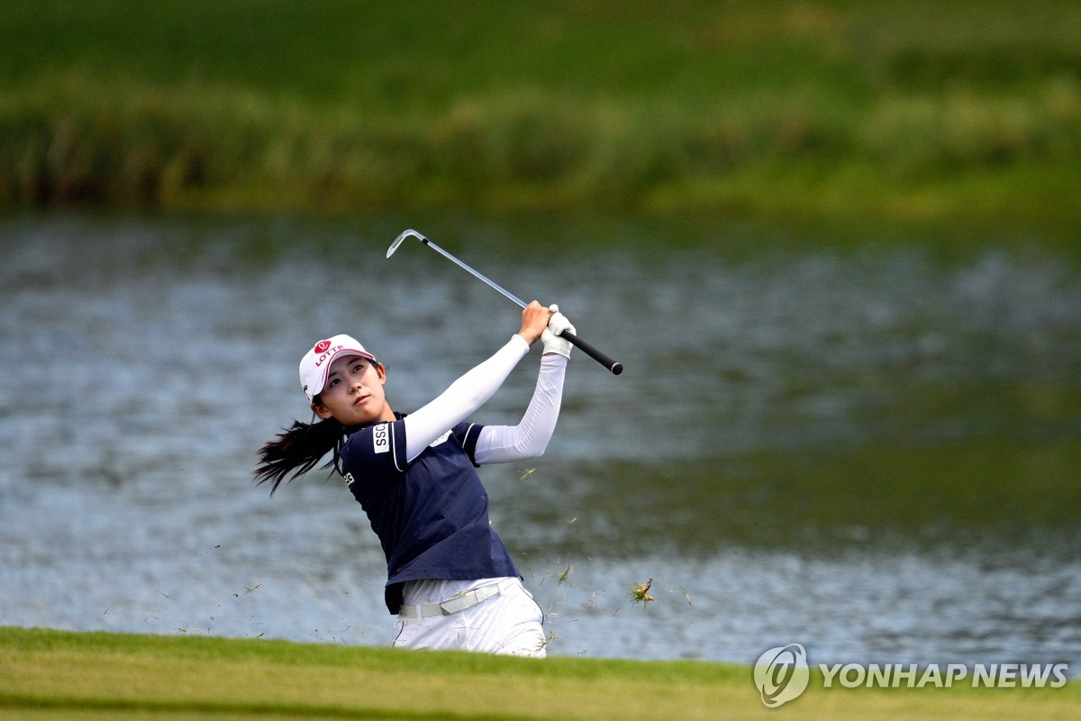 황유민, '초청 출전' 롯데 챔피언십 우승…LPGA 투어 직행