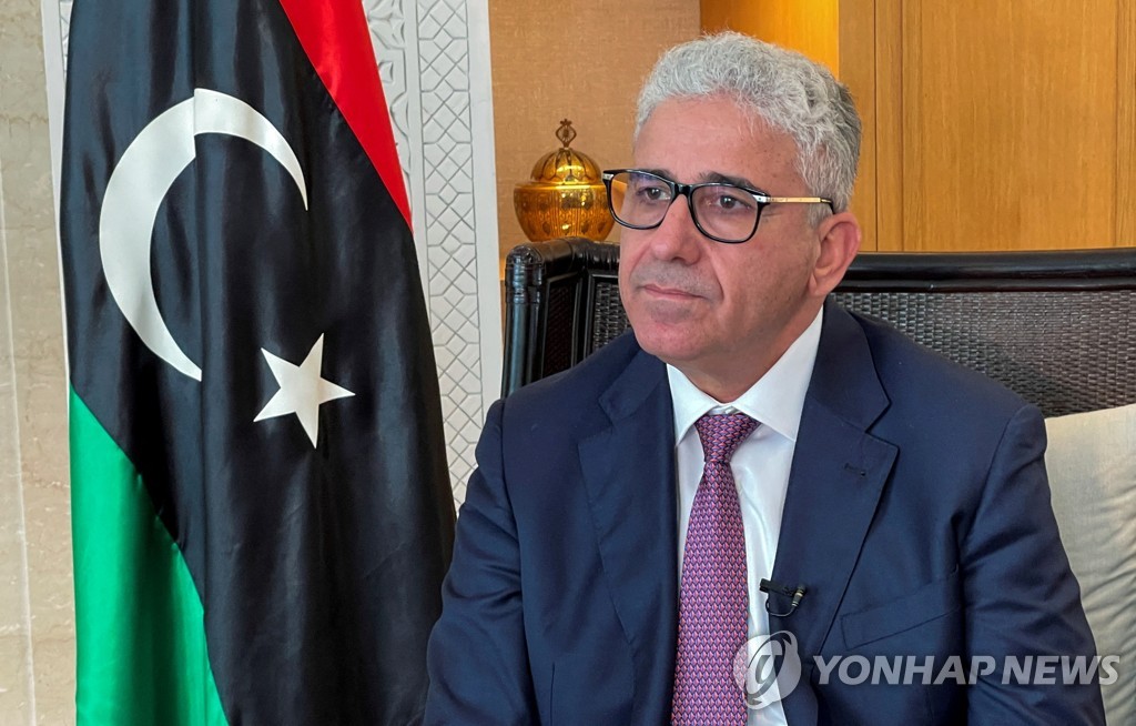 동부 투브루크 의회에 의해 리비아의 새 총리로 지명된 파티 바샤가