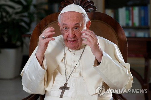 교황 "세계 주교 선출 과정에 여성 목소리 경청"