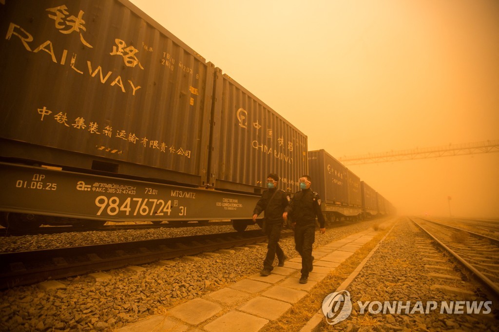 CHINA-WEATHER/SANDSTORM